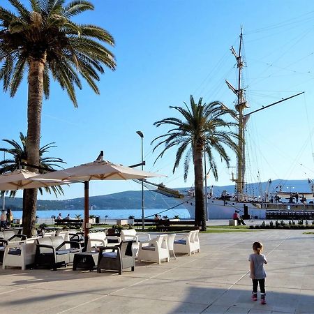 Kala Apartment Tivat Buitenkant foto