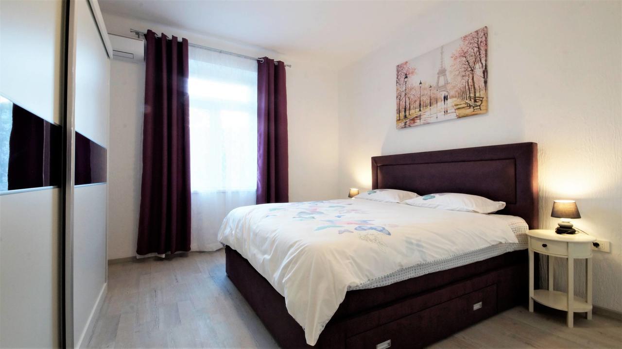 Kala Apartment Tivat Buitenkant foto