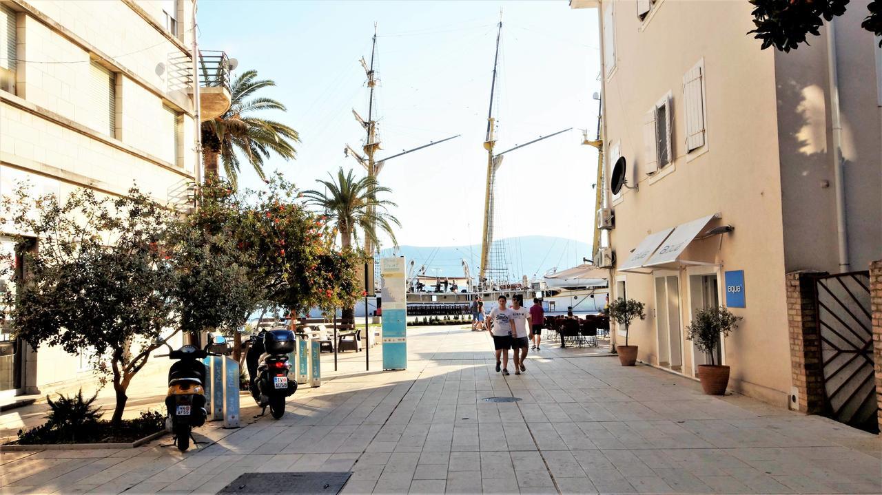 Kala Apartment Tivat Buitenkant foto